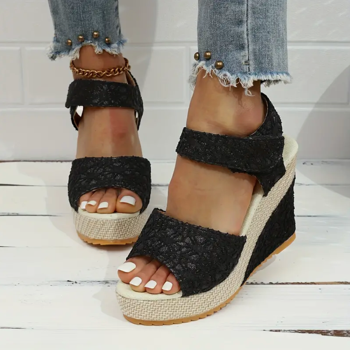 Nina - The classic wedge slide sandals