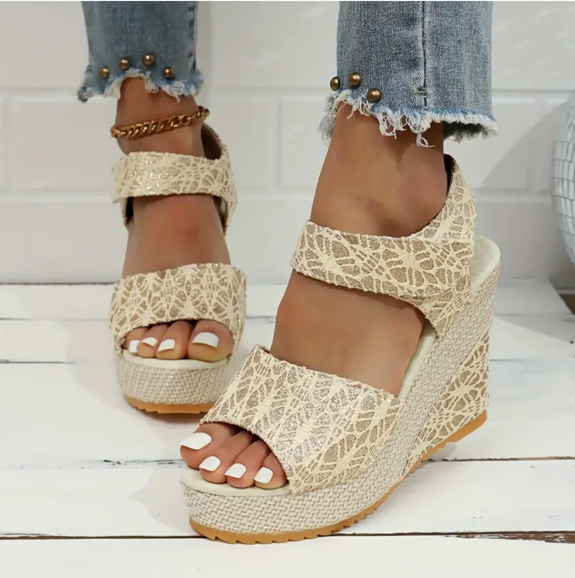 Nina - The classic wedge slide sandals