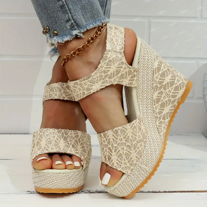 Nina - The classic wedge slide sandals