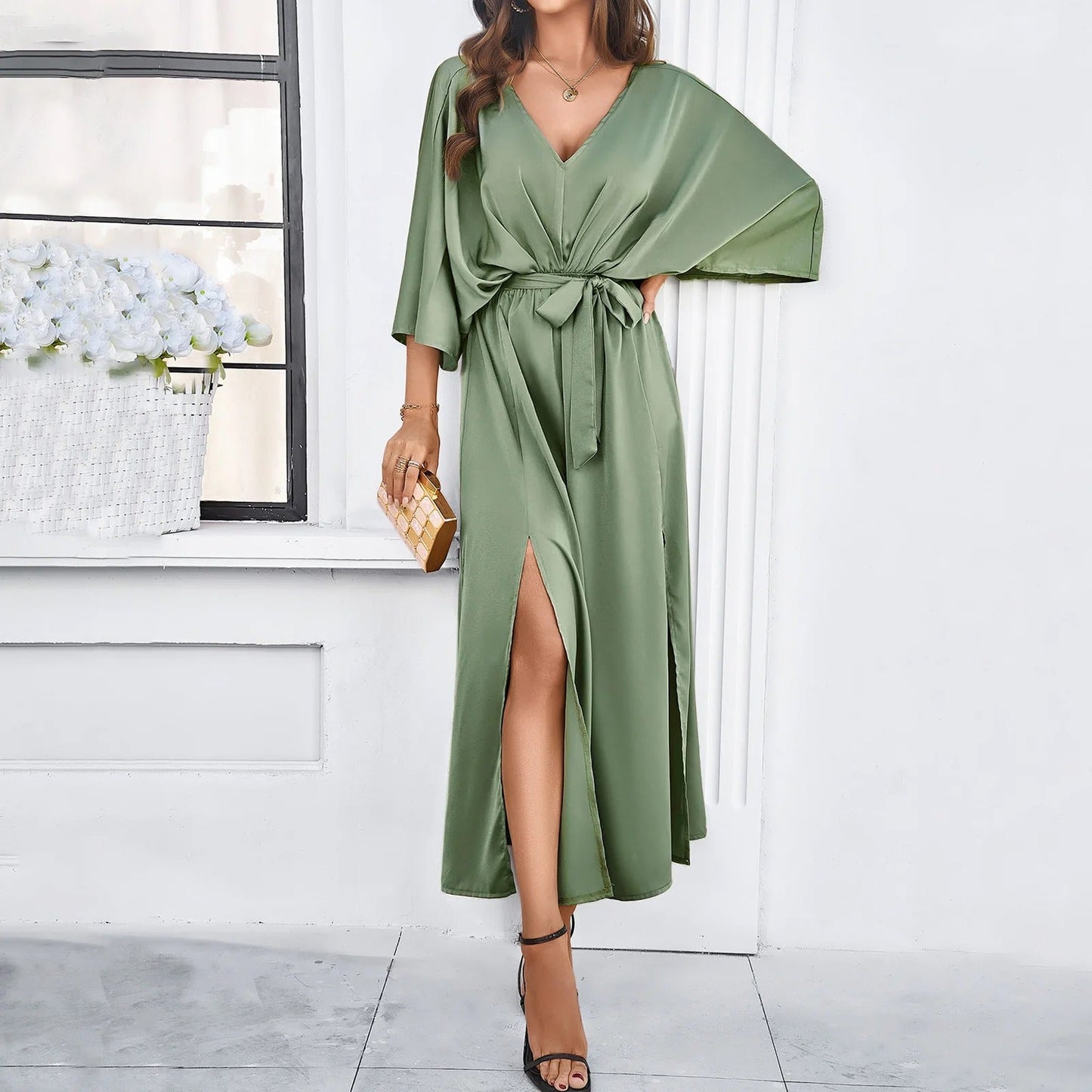 Patricia - V-neck Spring dress